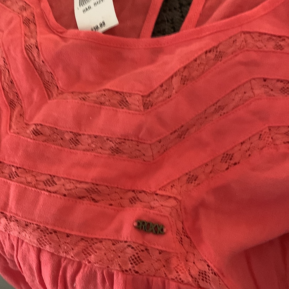 Roxy Size Small - image 8